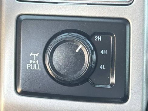 Certified 2020 Ford F250 Lariat w/ Tremor Off-Road Package image 17