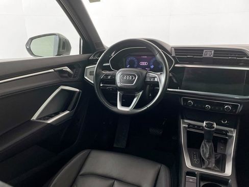 Used 2025 Audi Q3 2.0T Premium image 25