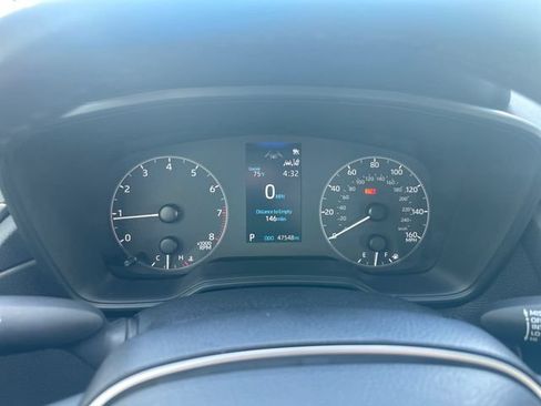 Certified 2023 Toyota Corolla Cross LE w/ Moonroof Package AWD/4WD image 9