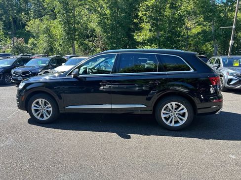 Used 2019 Audi Q7 3.0T Premium w/ Cold Weather Package AWD/4WD image 6