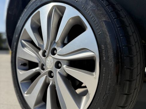 Used 2019 Buick Encore Preferred image 8