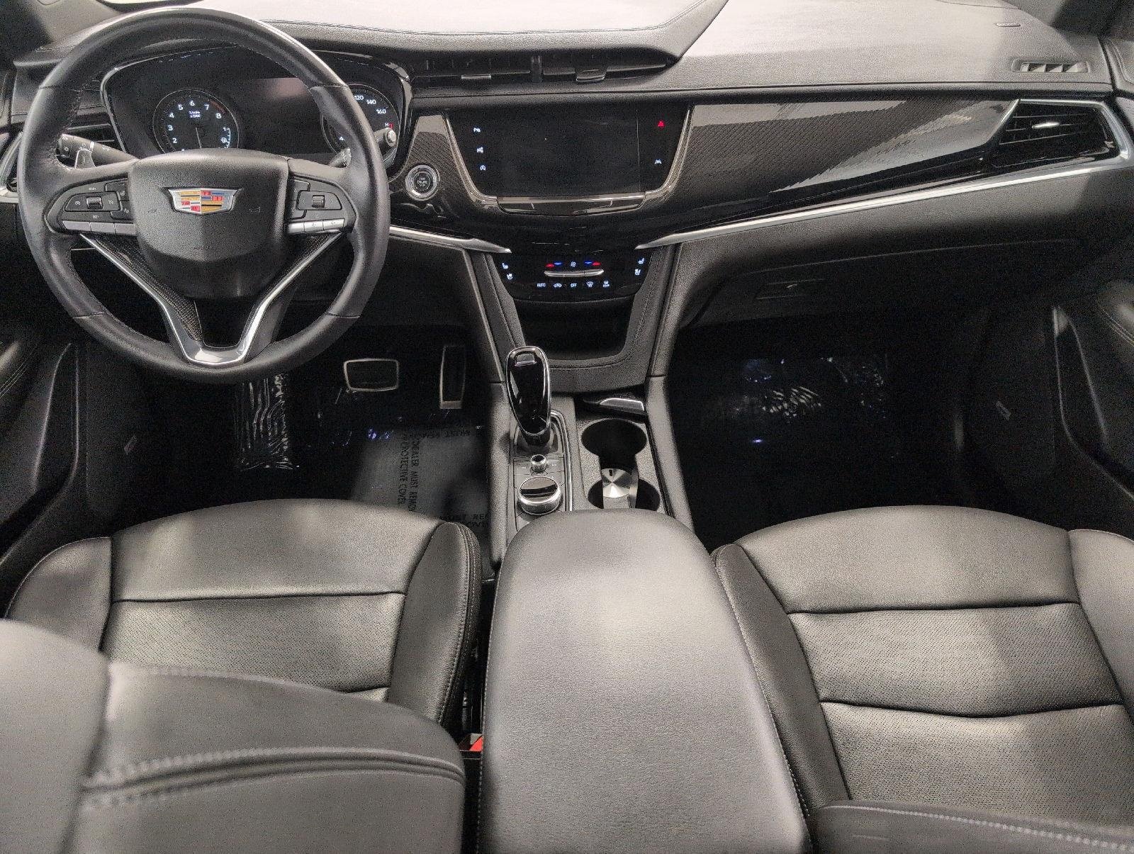 Certified 2024 Cadillac XT6 Sport w/ Technology Package AWD/4WD image 6