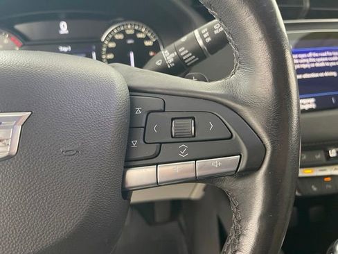 Used 2021 Cadillac XT4 Premium Luxury w/ Cold Weather Package AWD/4WD image 37