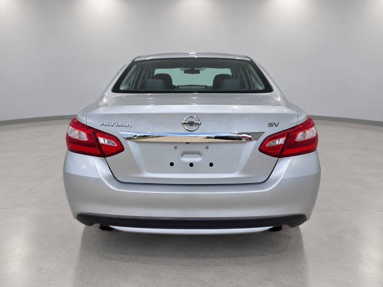Used 2017 Nissan Altima 2.5 SV FWD image 7