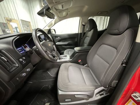 Used 2019 Chevrolet Colorado LT w/ Safety Package AWD/4WD image 17
