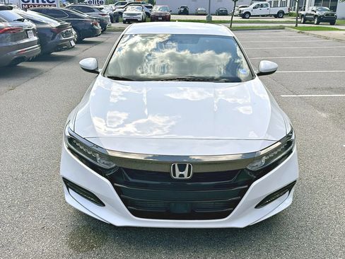 Used 2019 Honda Accord Sport image 6