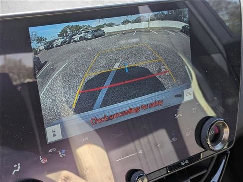 Used 2023 Lexus NX 350h AWD image 11