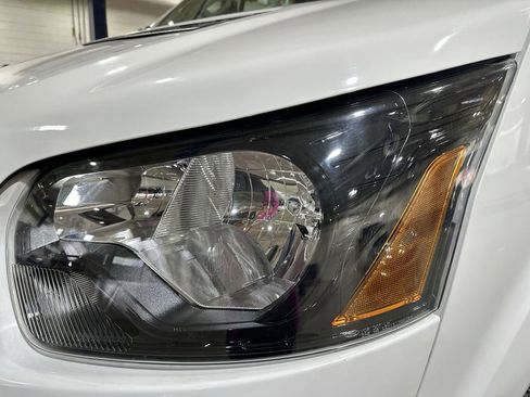 Used 2024 Ford Transit 250 Low Roof w/ Exterior Upgrade Package image 31