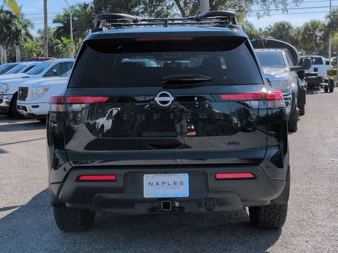 Used 2024 Nissan Pathfinder Rock Creek AWD/4WD image 6