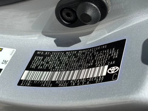 Used 2023 Toyota Corolla LE FWD image 14