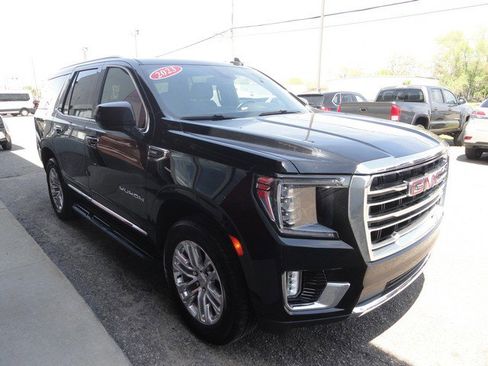 Used 2023 GMC Yukon SLT w/ Max Trailering Package AWD/4WD image 3