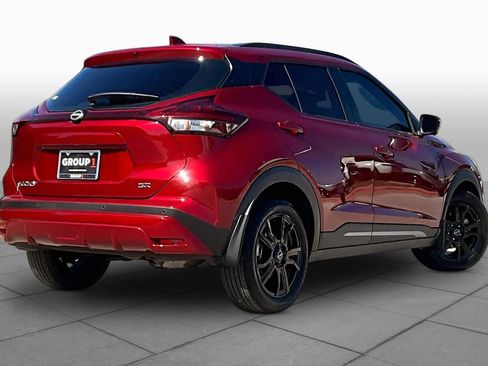 Certified 2023 Nissan Kicks SR w/ SR Premium Package FWD image 13