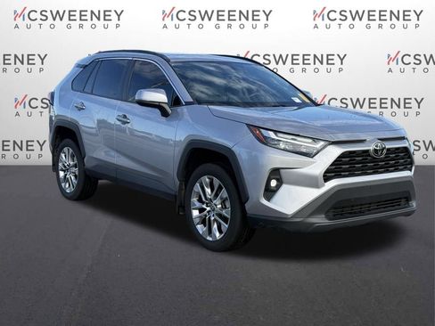 Used 2024 Toyota RAV4 XLE Premium image 7