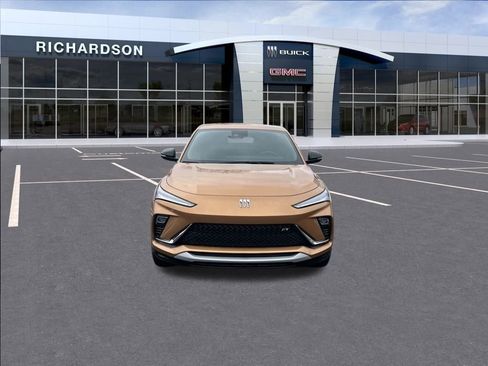 Used 2024 Buick Envista Sport Touring w/ Convenience I Package image 9