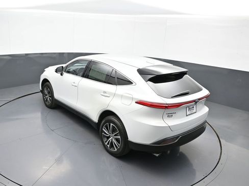 Certified 2024 Toyota Venza LE image 39