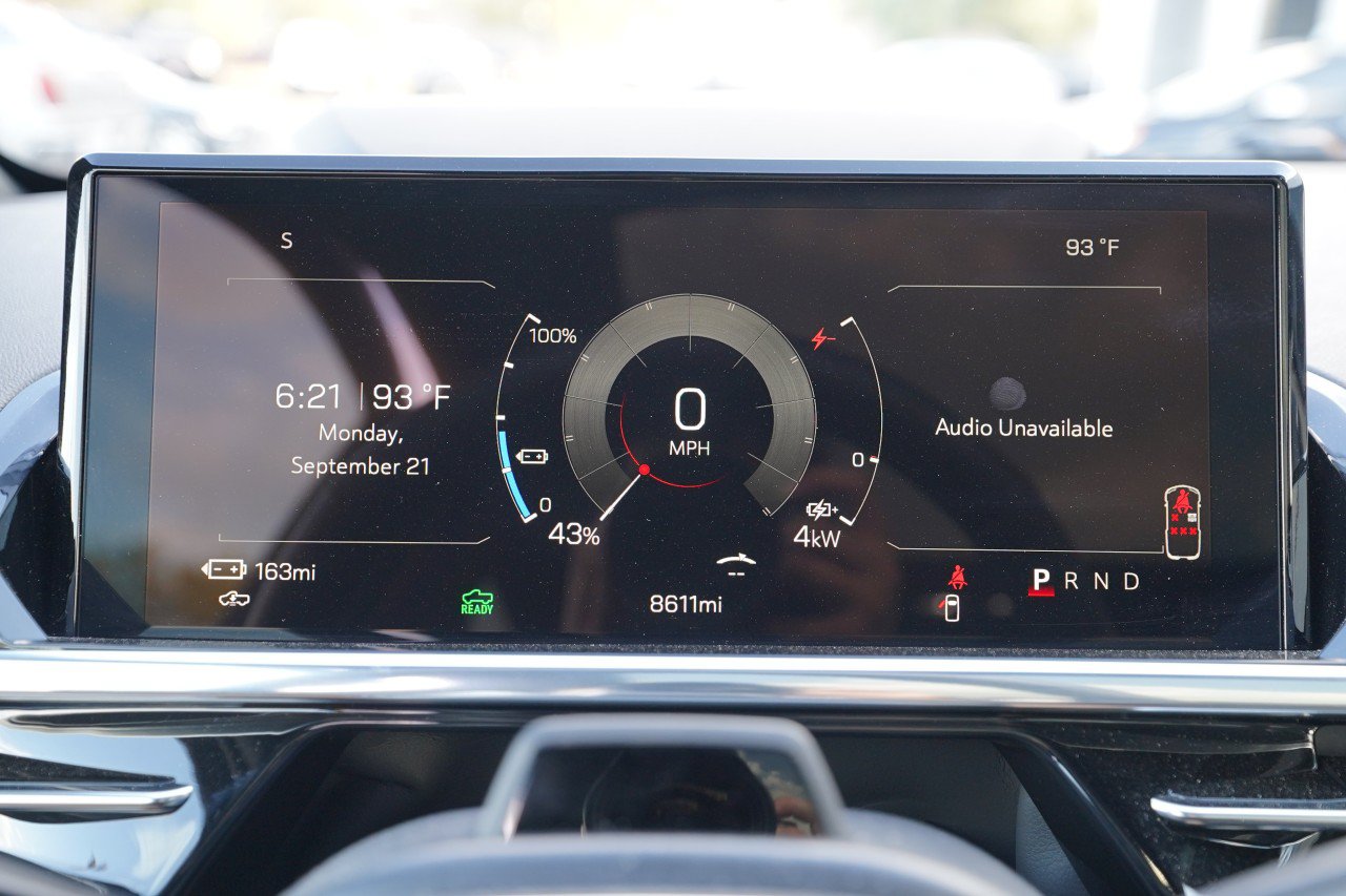 Certified 2025 GMC Sierra EV Denali AWD/4WD image 11