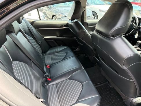 Used 2024 Toyota Camry SE w/ Cold Weather Package FWD image 12