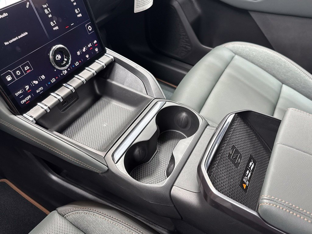 New 2027 GMC Terrain AT4 w/ Convenience Package III AWD/4WD image 16
