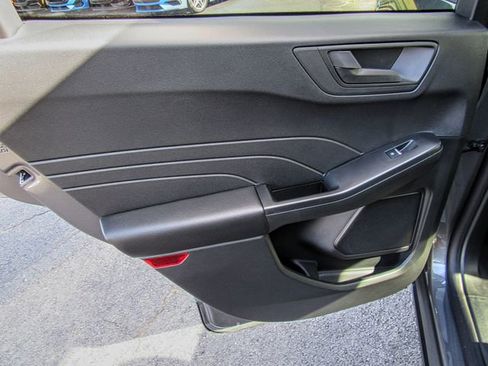 New 2026 Ford Escape Active w/ Tech Pack #1 FWD image 9