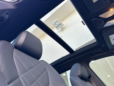 Used 2024 BMW X5 sDrive40i w/ M Sport Package image 18