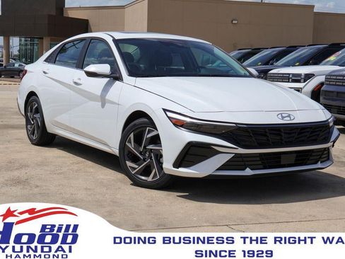 New 2026 Hyundai Elantra Limited FWD image 1