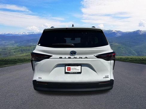 Certified 2023 Toyota Sienna XLE w/ XLE Plus Package AWD/4WD image 4
