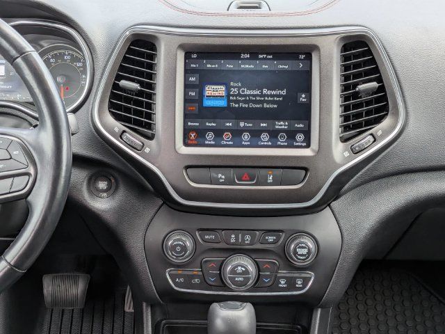 Used 2021 Jeep Cherokee Trailhawk AWD/4WD image 17