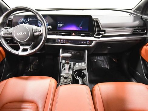 Certified 2023 Kia Sportage SX AWD/4WD image 3