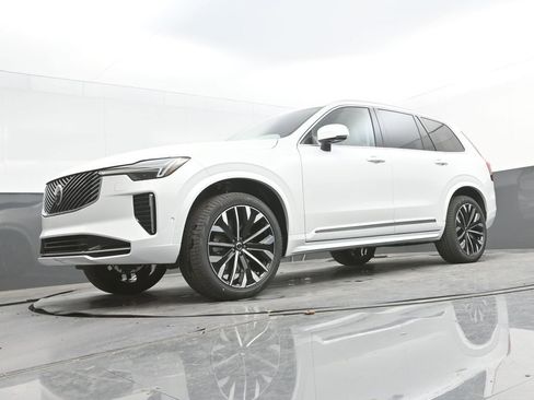 New 2026 Volvo XC90 B6 Ultra w/ Protection Package Premier image 23