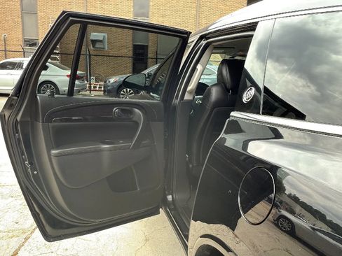 Used 2016 Buick Enclave Leather FWD image 20