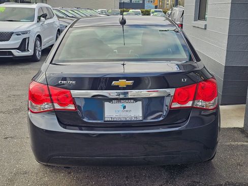 Used 2015 Chevrolet Cruze LT image 4