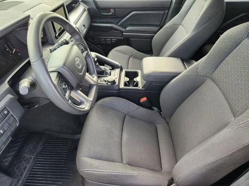 Used 2025 Toyota 4Runner SR5 image 10