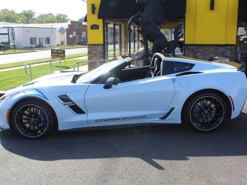 Used 2018 Chevrolet Corvette Grand Sport w/ Carbon 65 Edition image 34