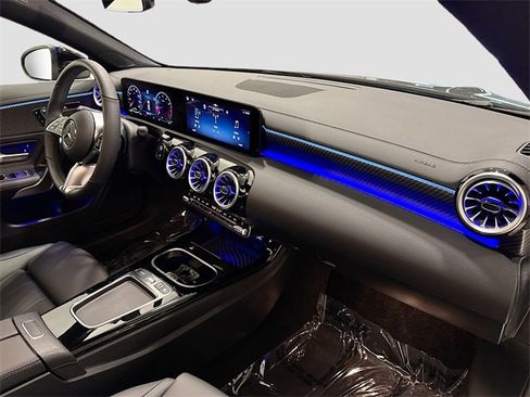 Certified 2025 Mercedes-Benz CLA 250 4MATIC image 30