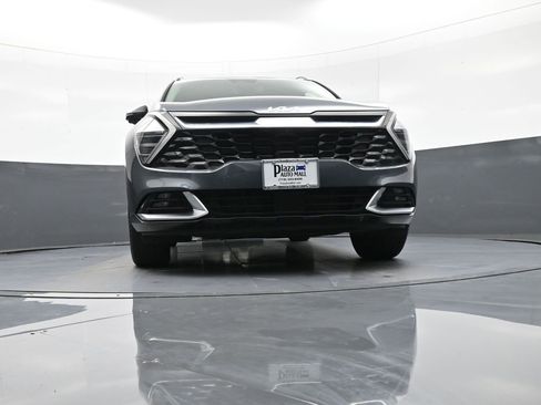 Certified 2025 Kia Sportage SX image 28