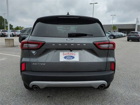 Used 2023 Ford Escape Active image 5
