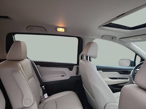 Used 2025 Honda Odyssey EX-L image 19