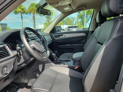 Used 2019 Volkswagen Atlas SE w/ Towing Package FWD image 11