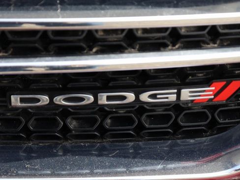 Used 2019 Dodge Durango SXT image 43