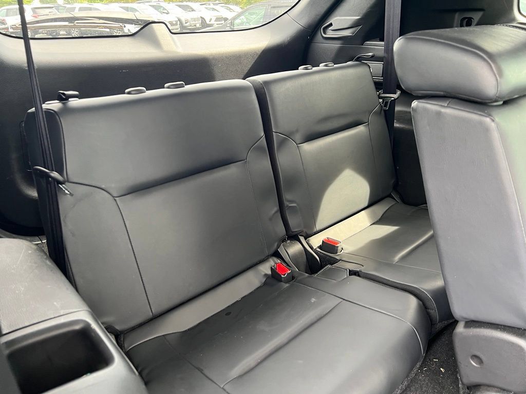 Used 2022 Mitsubishi Outlander SE AWD/4WD image 11
