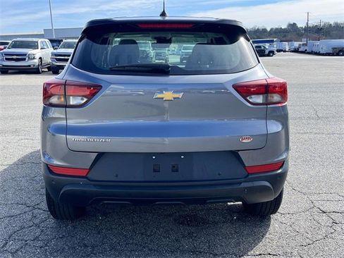 Used 2022 Chevrolet TrailBlazer LS image 5