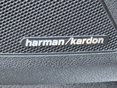 Used 2019 Kia Sorento EX w/ EX Touring Package AWD/4WD image 8
