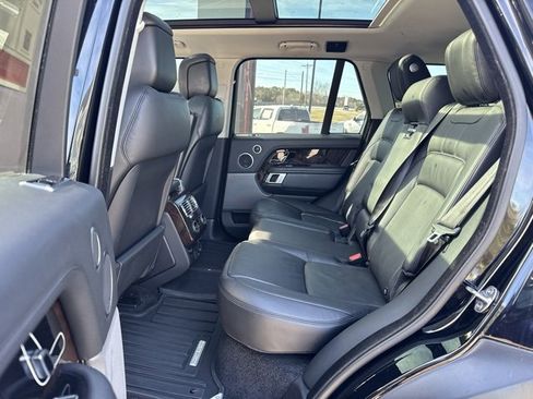 Used 2020 Land Rover Range Rover HSE image 9