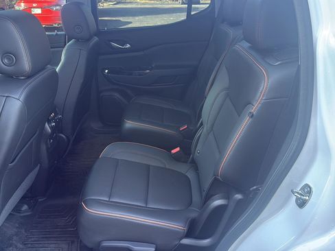 Used 2023 GMC Acadia AT4 w/ Preferred Package image 26