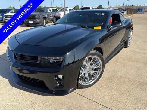 Used 2010 Chevrolet Camaro SS w/ RS Package RWD image 1