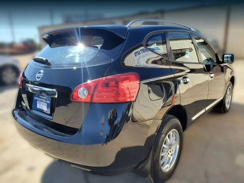 Used 2014 Nissan Rogue S w/ Convenience Package FWD image 10
