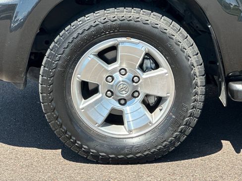Used 2006 Toyota 4Runner SR5 AWD/4WD image 23