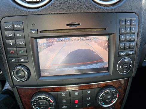 Used 2010 Mercedes-Benz ML 350 ML 350 4MATIC AWD 4dr SUV w/ Premium 1 Pkg image 18