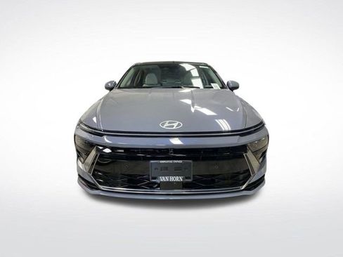 New 2025 Hyundai Sonata Limited image 12