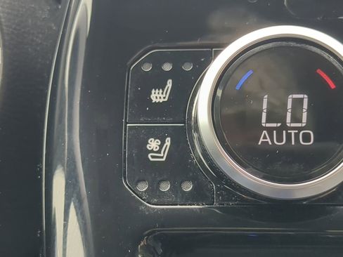 Used 2022 Toyota Highlander Limited image 56